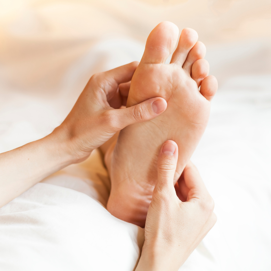 Terapias manuales: demostraciones masaje facial i masaje neurosedante de pies. 15 minutos